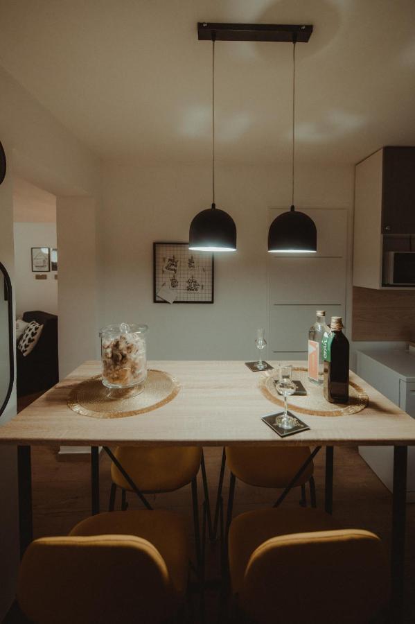 Kucica Lägenhet Ðakovo Exteriör bild